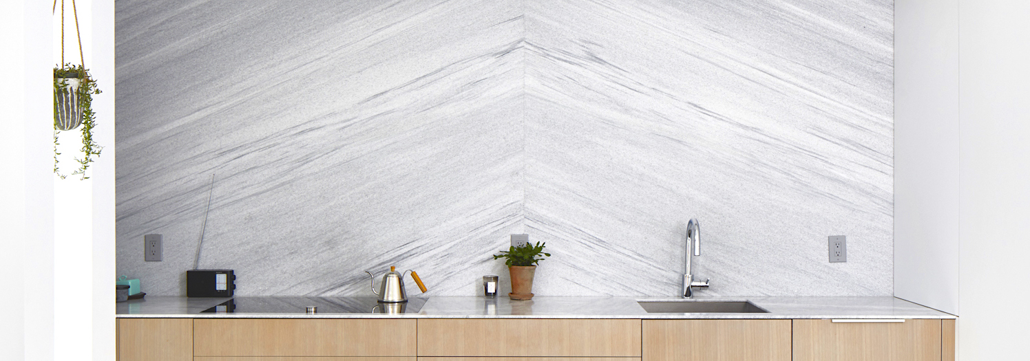 Casa-Marrakech-1CM-Ultra-Thin-Slab-Kitchen-Full-Backsplash-Wall-Georgia-Marble-White-Cherokee-Featured.jpg